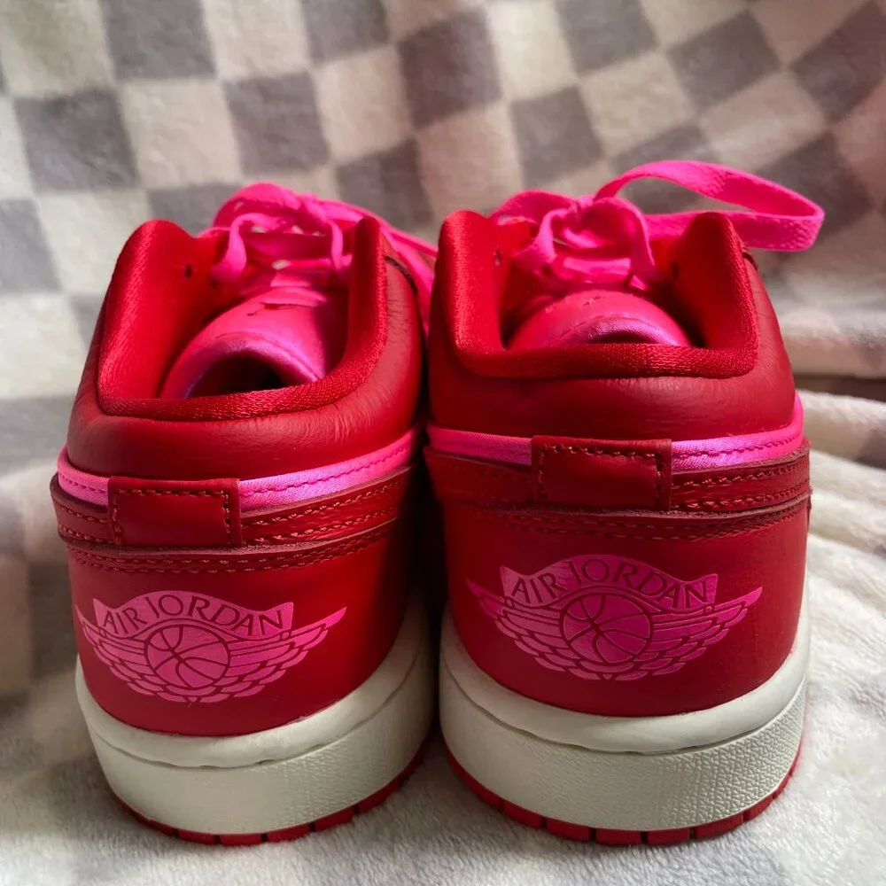 Nike Air Jordan 1 Low SE Pink Blast Valentine
